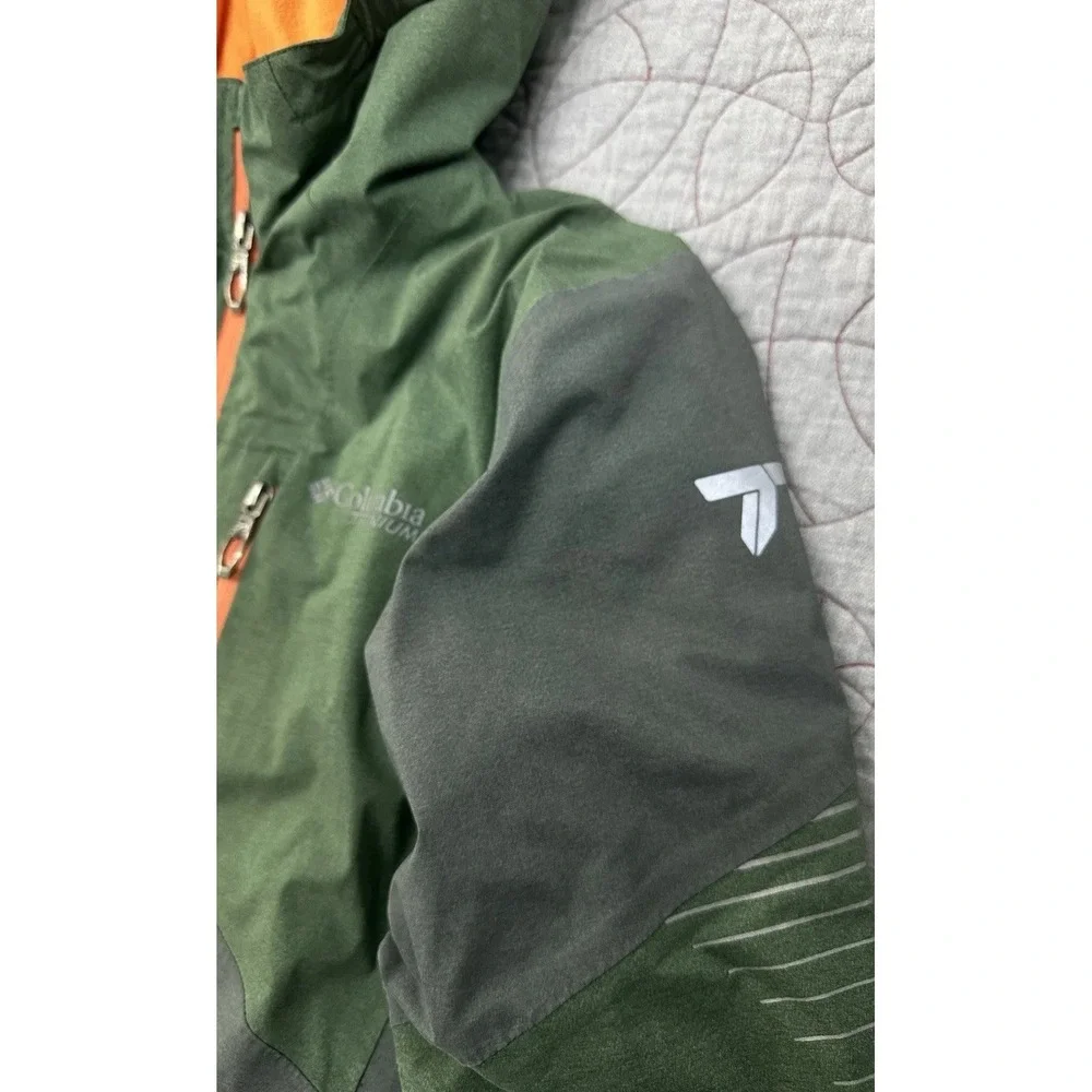 Columbia Titanium Omni Tech Kids Winter‎ Ski Coat / Boys Small 8